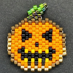 Beaded Ornaments - Pumpkin Lady